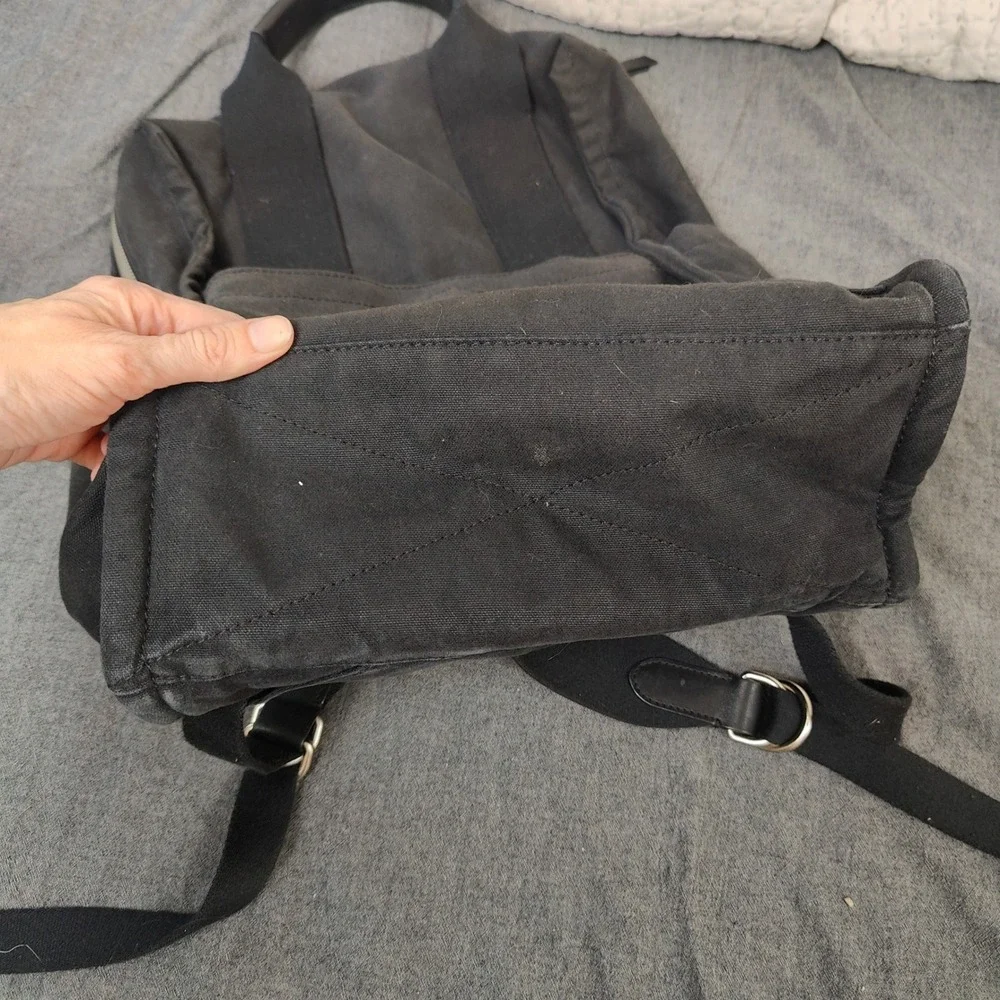 Quince‎ Canvas Backpack Unisex Black Leather Trim Minimalist Commuter Utility